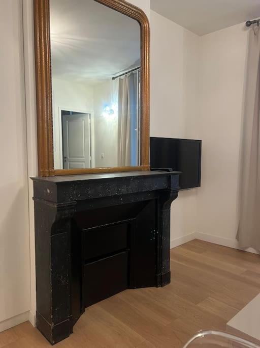 Luxury Appartment, Champs Elysees, Neuf ! パリ エクステリア 写真