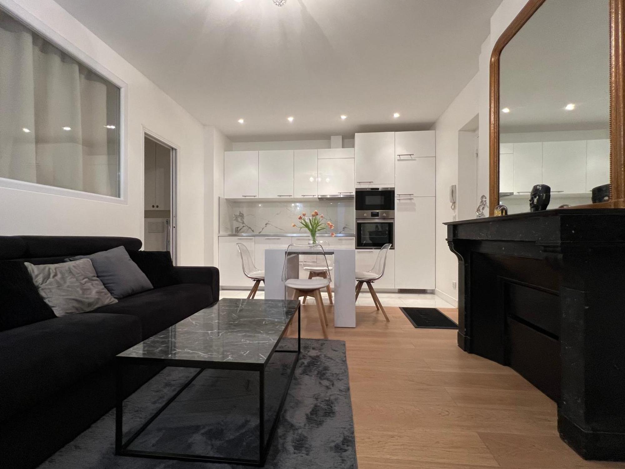 Luxury Appartment, Champs Elysees, Neuf ! パリ エクステリア 写真