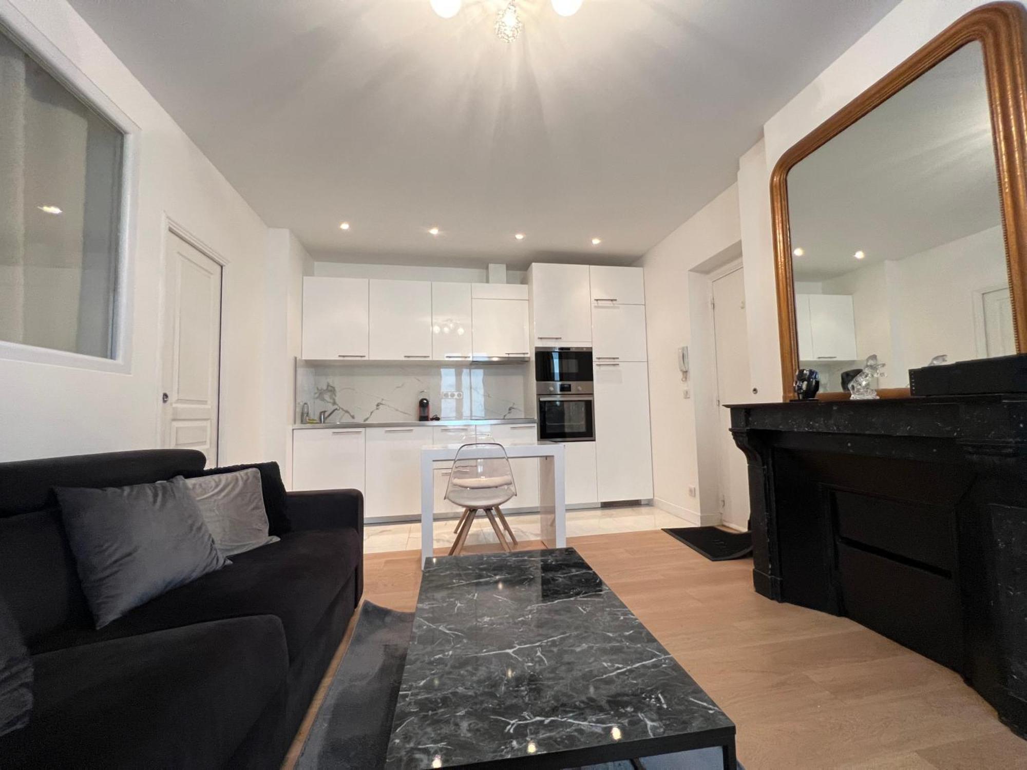 Luxury Appartment, Champs Elysees, Neuf ! パリ エクステリア 写真